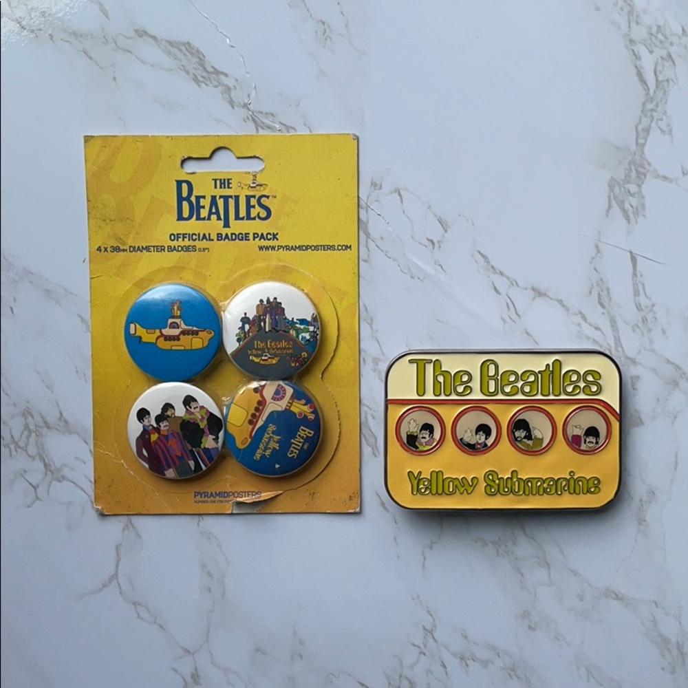 The Beatles Yellow Submarine bundle buckle buttons